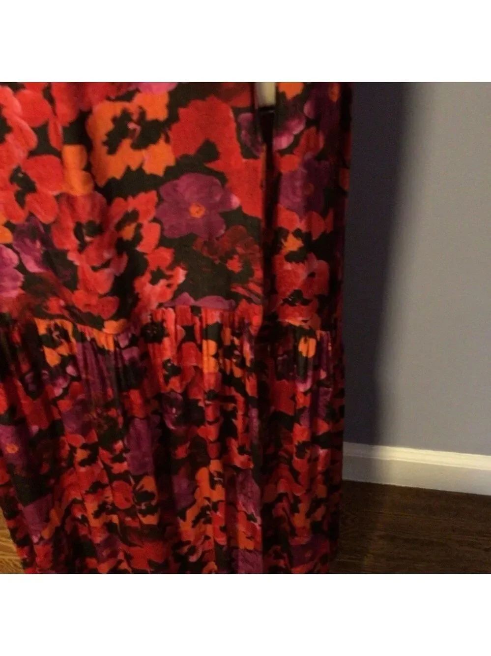 SAYLOR Audie Dress Sz M Red Black Pink Floral Midi - Picture 5 of 9